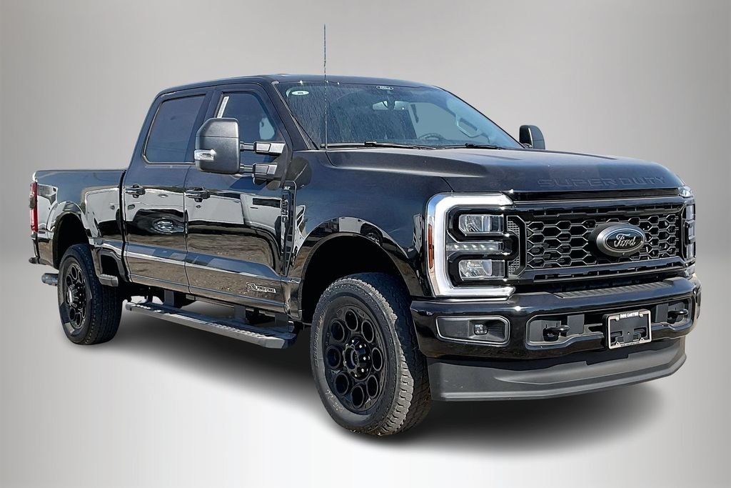 New 2026 Ford Super Duty F-250 XLT 4D Crew Cab