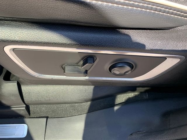 Used 2022 Silver Ram Laramie image 21