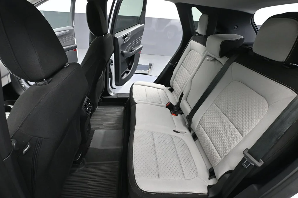 Used 2023 White Ford Active image 30