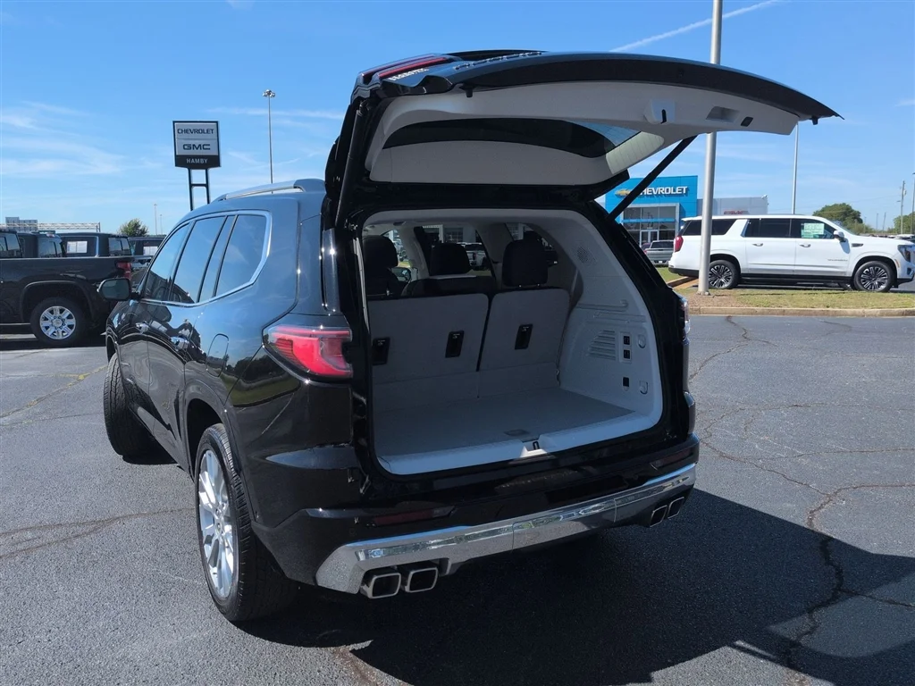 Used 2024 Ebony Twilight Metallic GMC Denali image 27