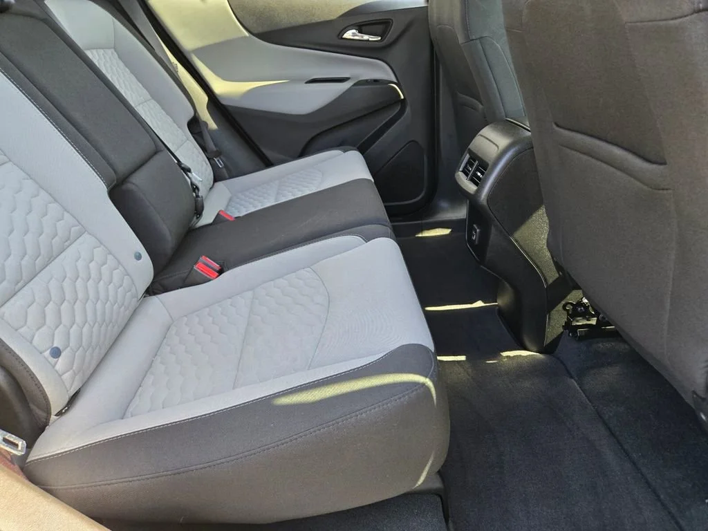 Used 2020 SUMMIT WHITE Chevrolet LT image 14