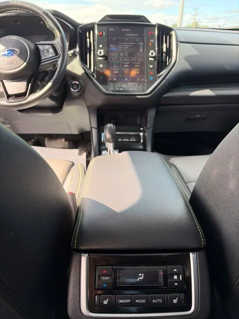 Used 2024 Silver Subaru Onyx Edition image 12