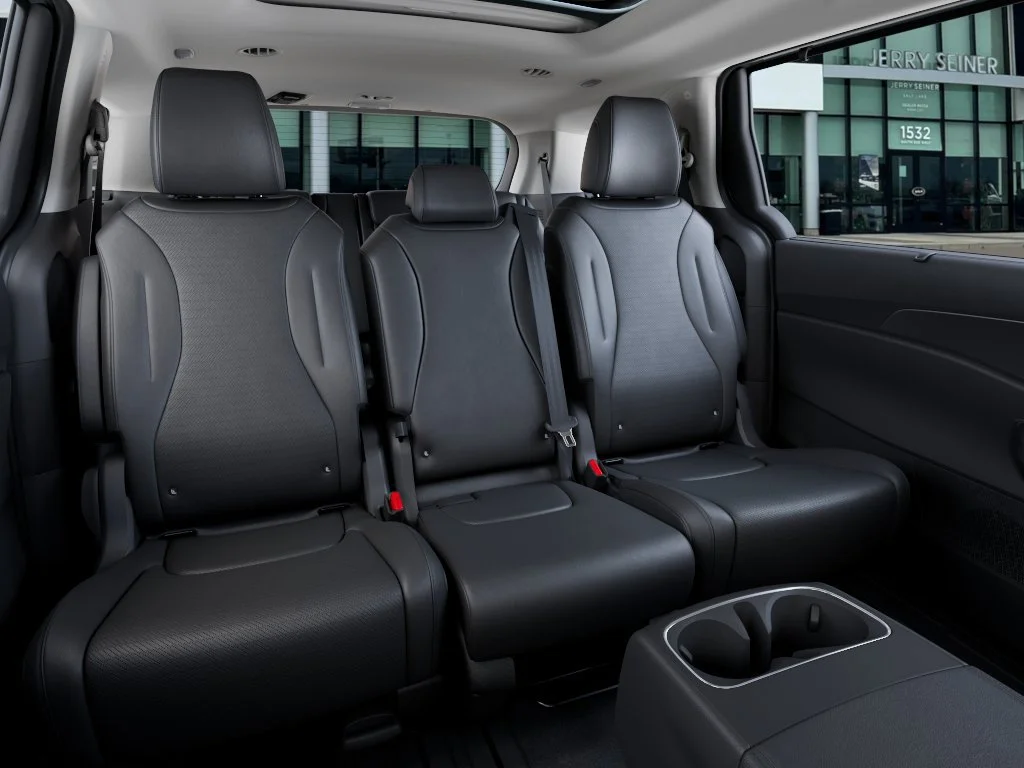 New 2027 Green Kia SX Prestige image 16