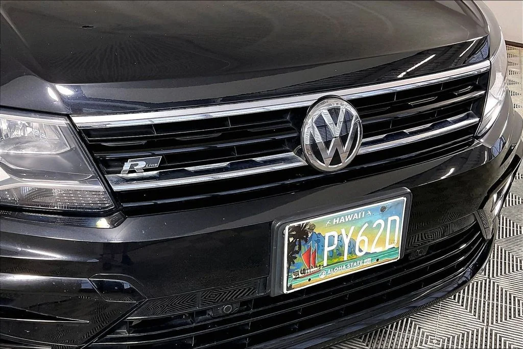 Used 2021  Volkswagen 2.0T SE R-Line Black image 29