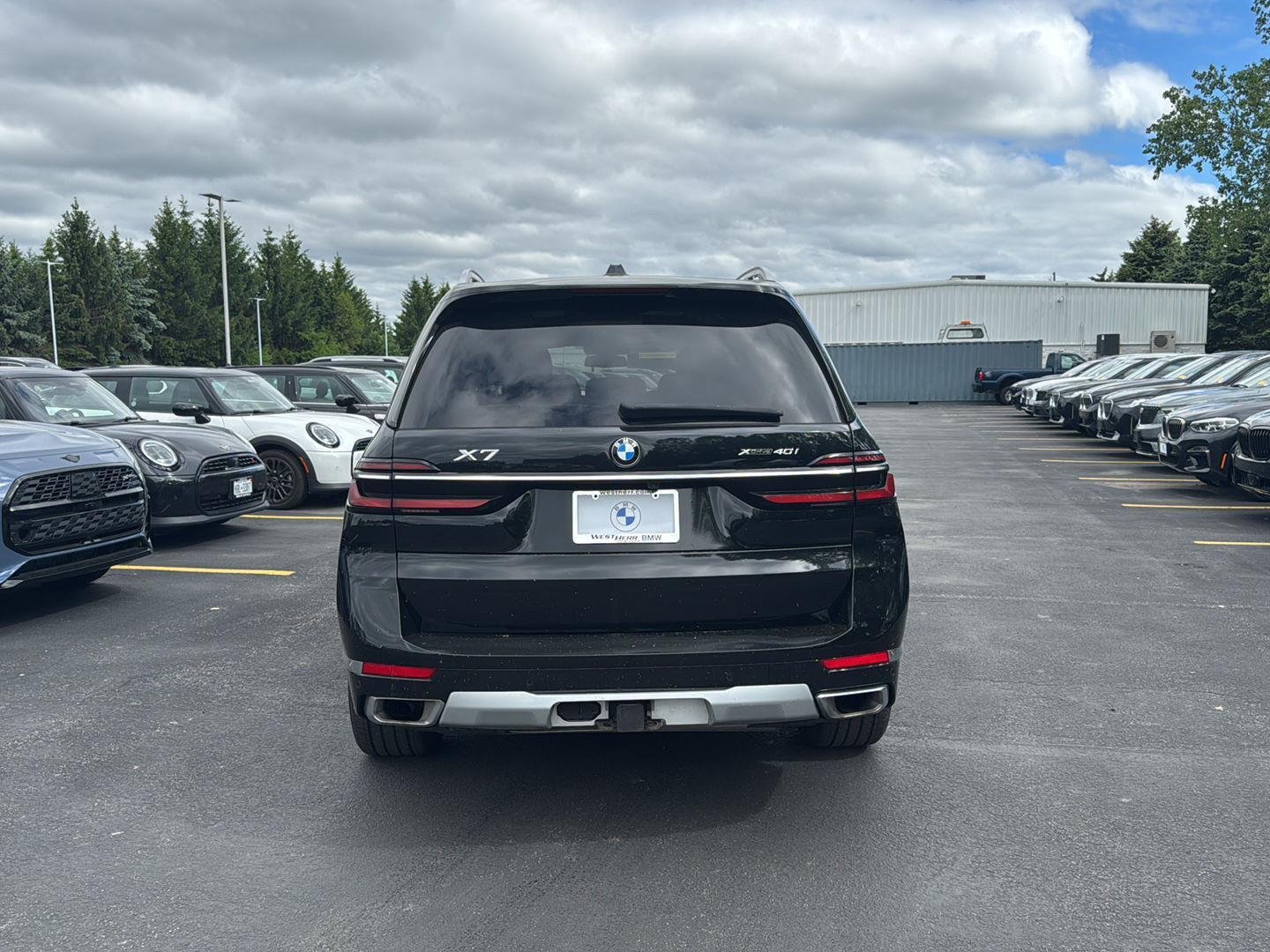Used 2024 Black Sapphire Metallic BMW xDrive40i image 4