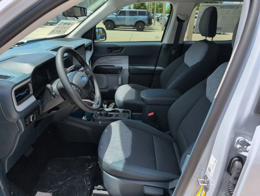 New 2026 White Ford XLT image 5