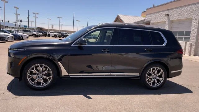 Used 2026 Black BMW xDrive40i image 6