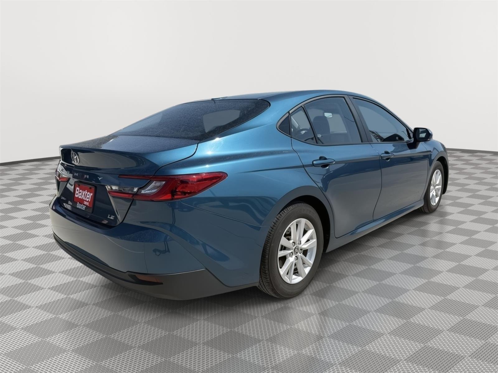 Used 2025 Ocean Gem Toyota LE image 5