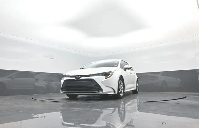 Used 2023 White Toyota LE image 36