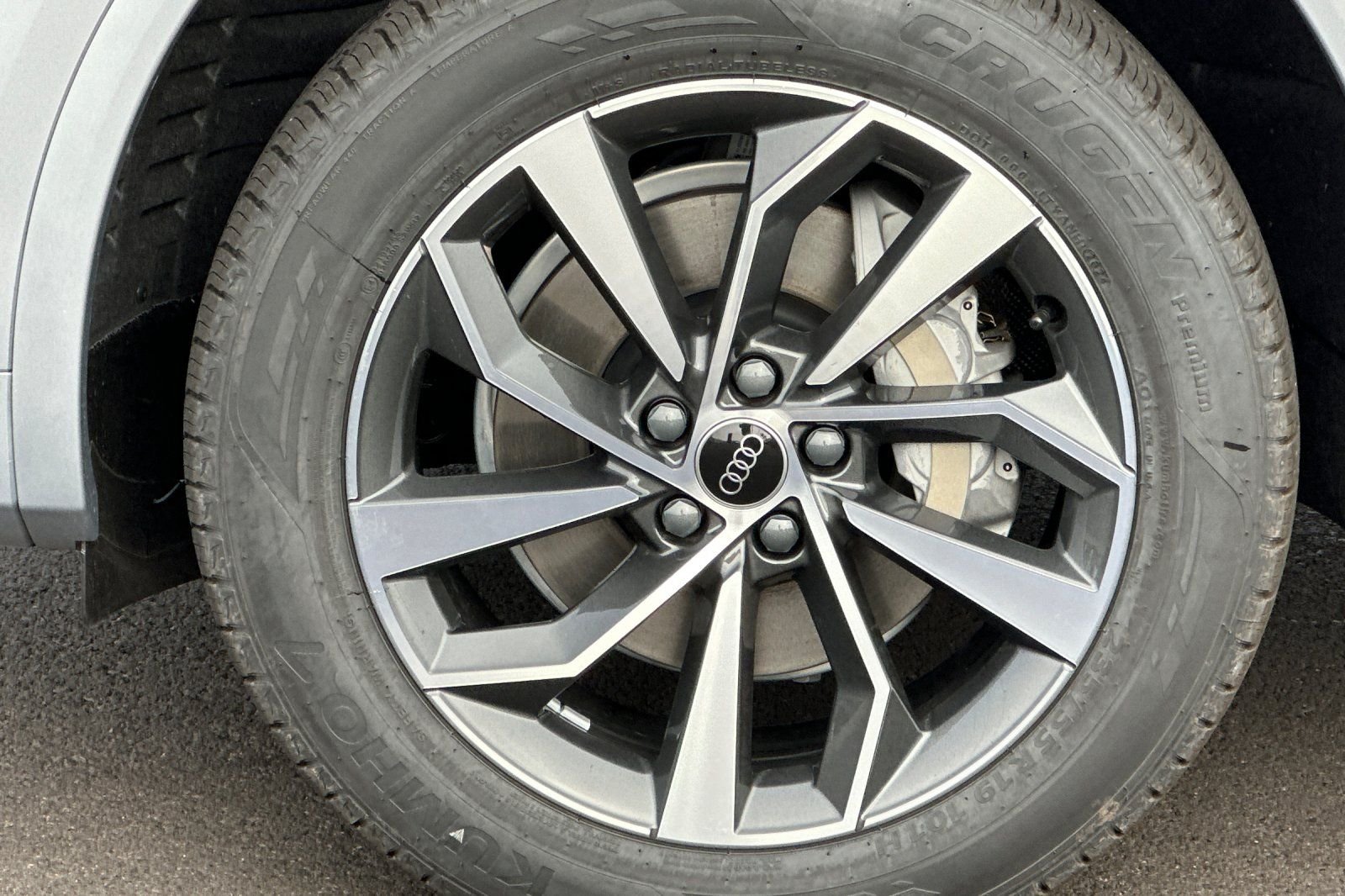 Used 2025 Silver Audi  image 23