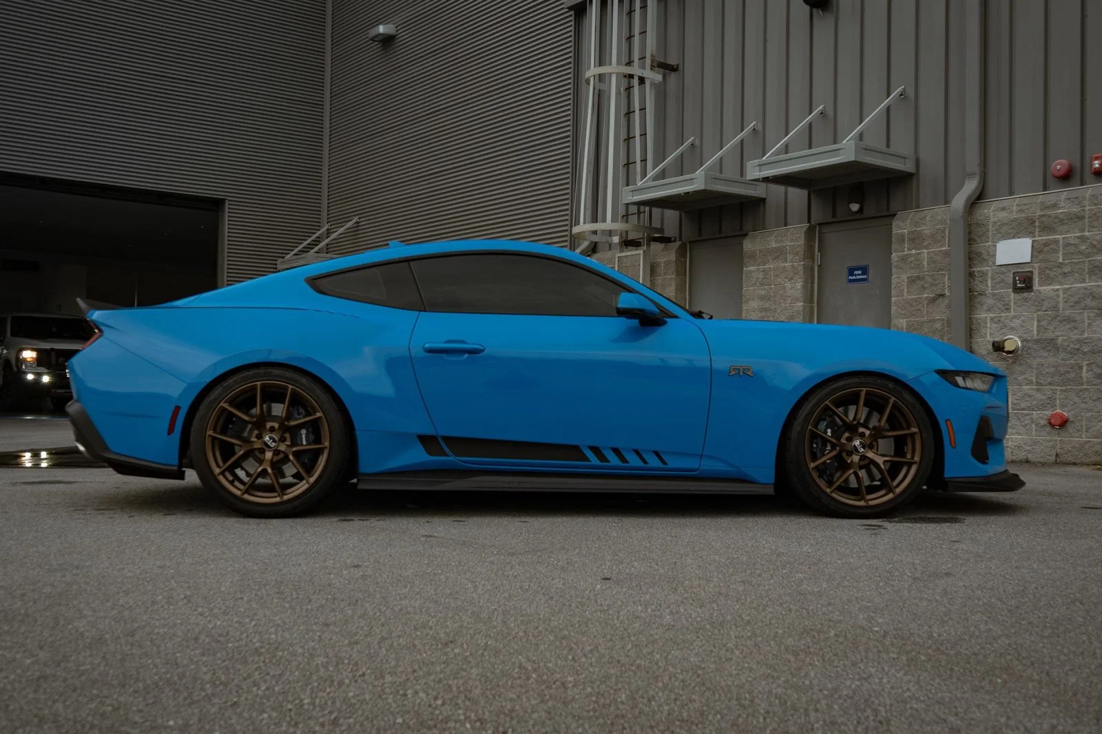 Used 2025 Grabber Blue Ford GT Premium with RTR Spec 3 Package image 30