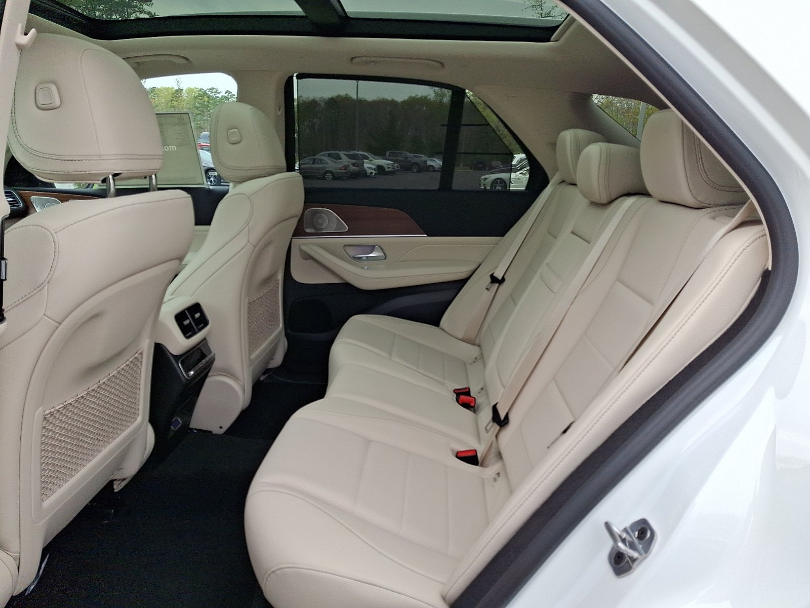 New 2026 Polar White Mercedes-Benz GLE 350 image 6