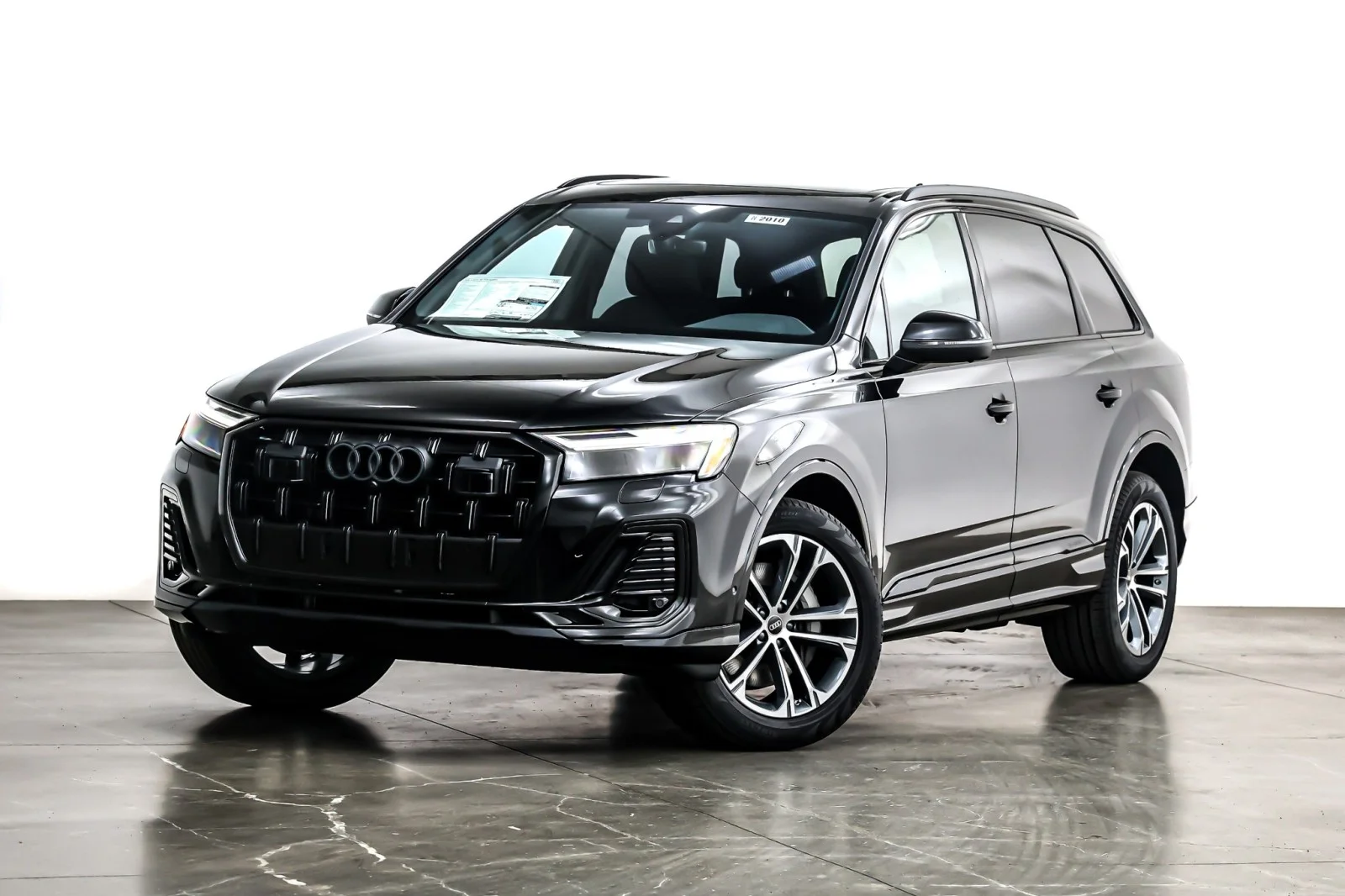 2026 Audi Q7 45 Premium Plus quattro Tiptronic's photo