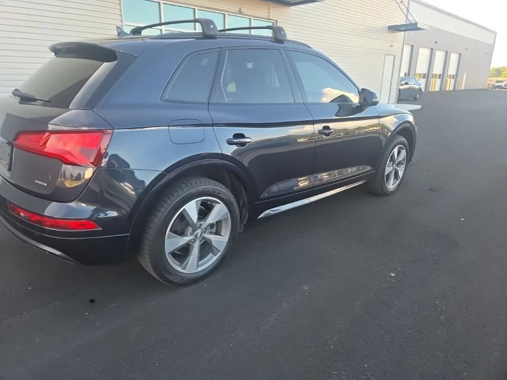 Used 2020 Blue Audi Premium image 9