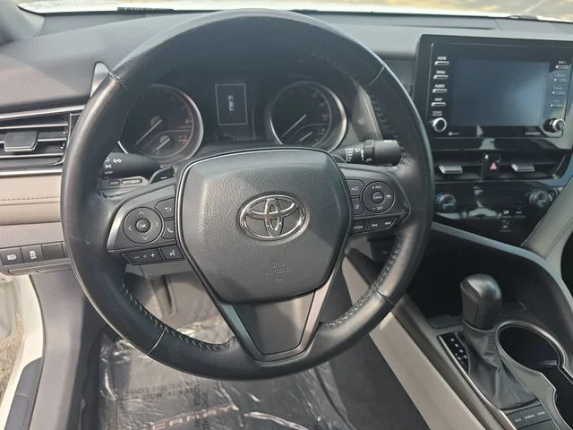 Used 2023 White Toyota SE image 16