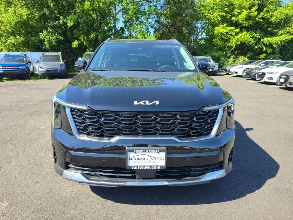 Used 2024 Ebony Black Kia S FWD image 2