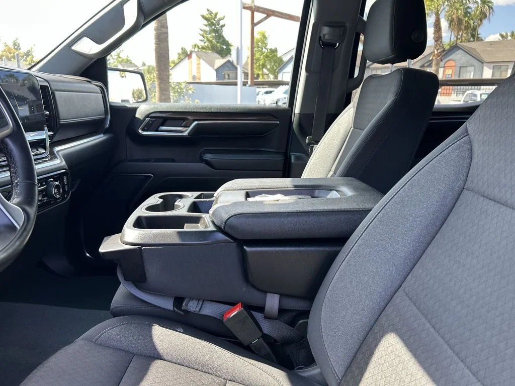 Used 2024 White Chevrolet LT image 15