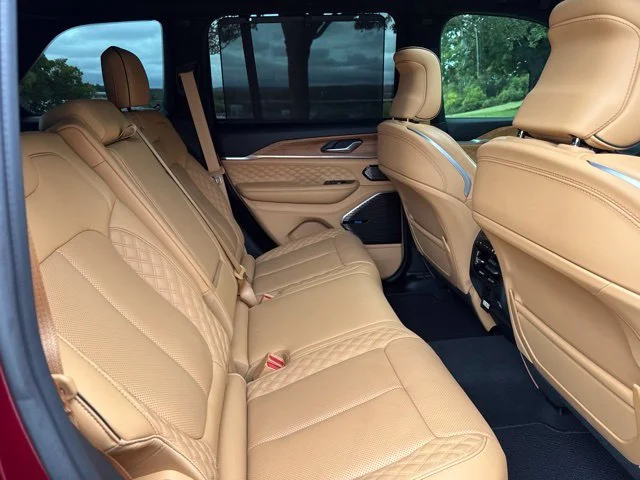 Used 2023 Red Jeep Summit Reserve image 12