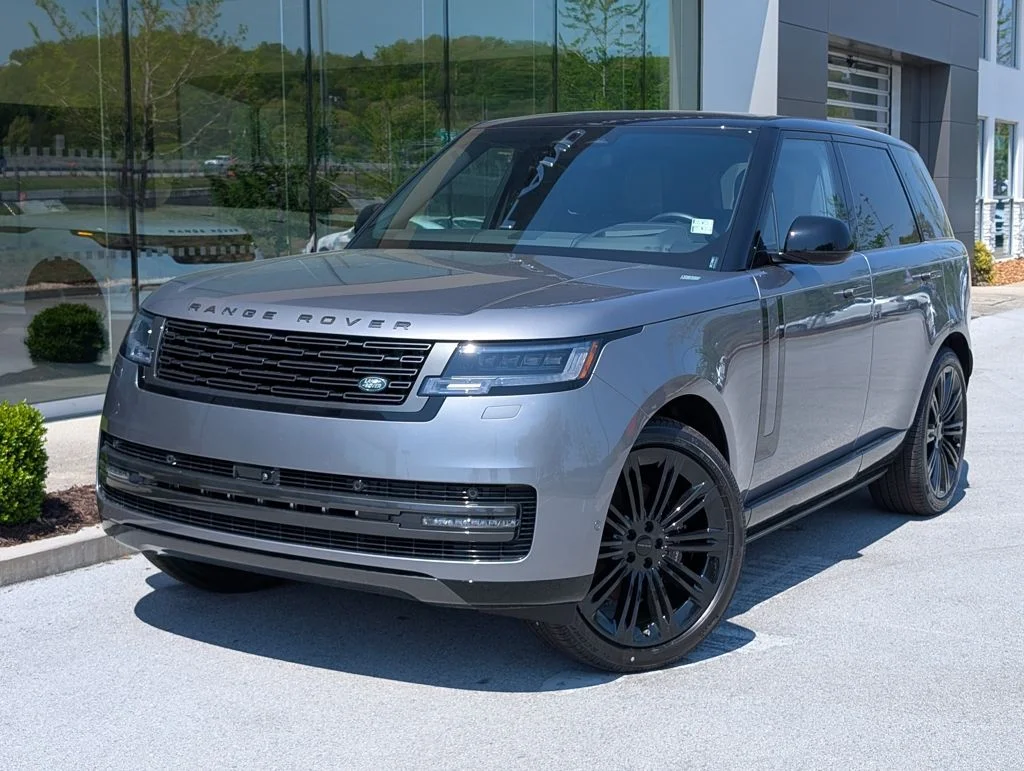 2026 Land Rover Range Rover 3.0 SE SWB's photo