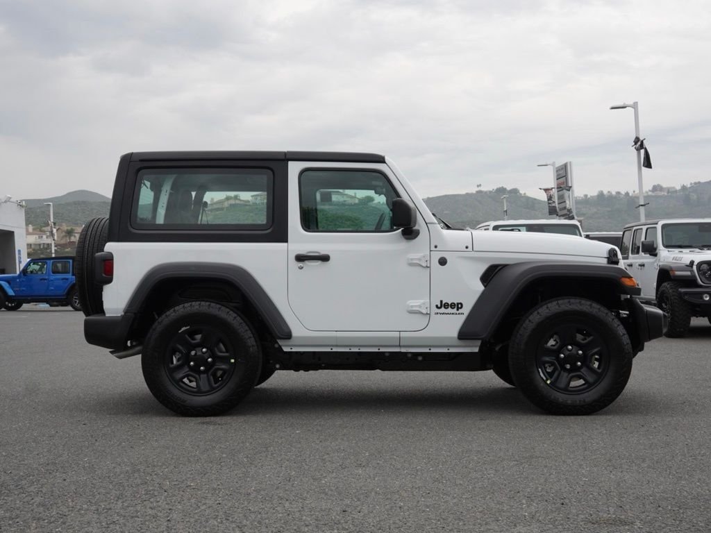 New 2026 Bright White Clear-Coat Exterior Paint Jeep Sport image 2