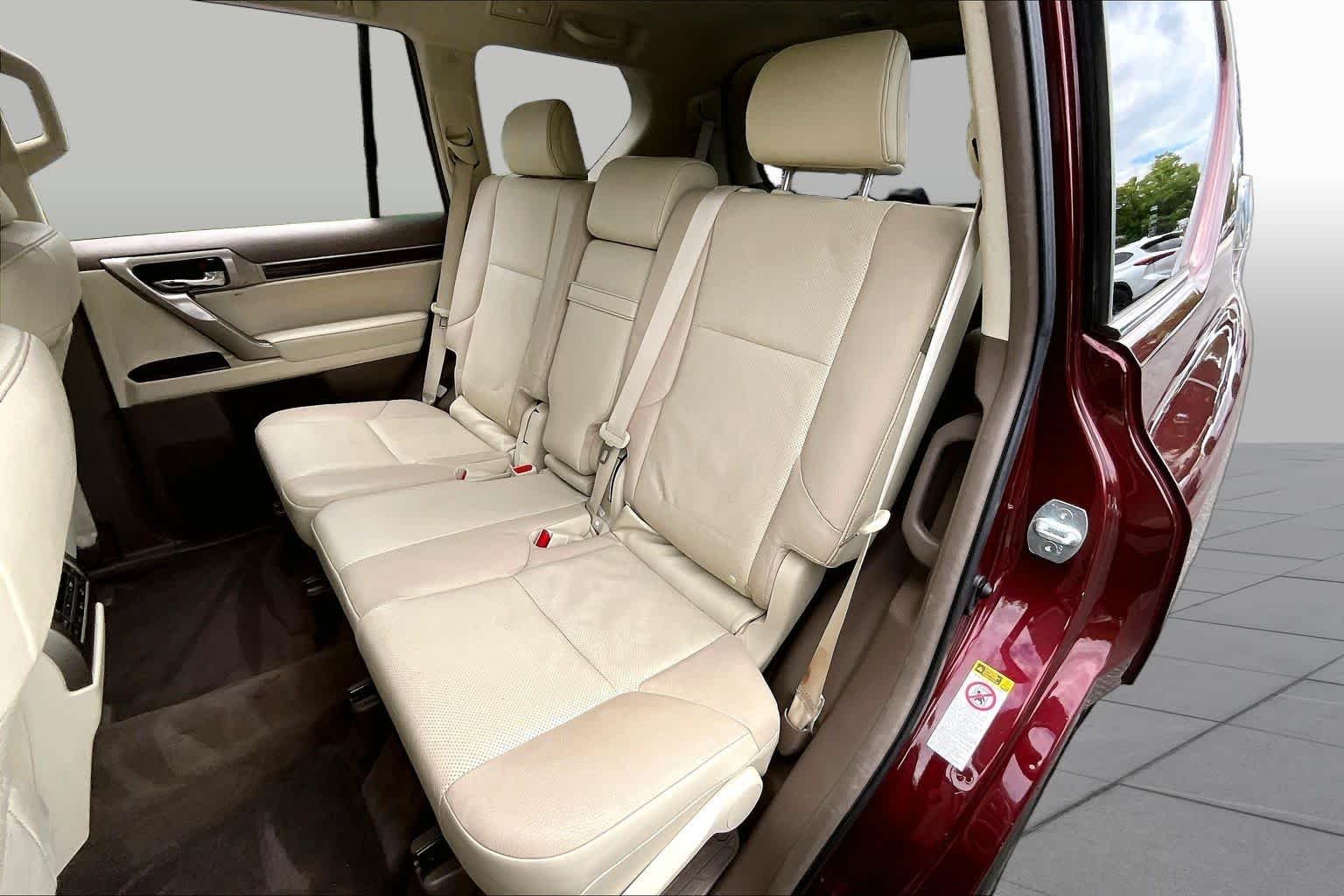 Used 2019 Claret Mica Lexus Premium image 20
