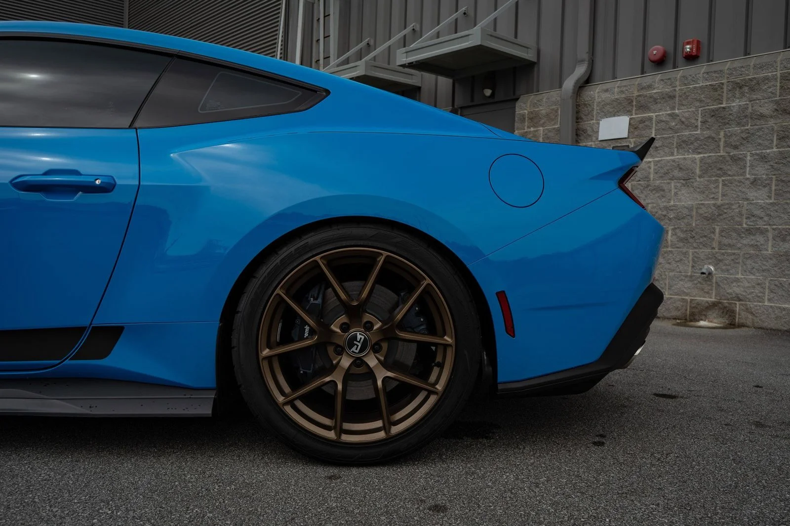 Used 2025 Grabber Blue Ford GT Premium with RTR Spec 3 Package image 21