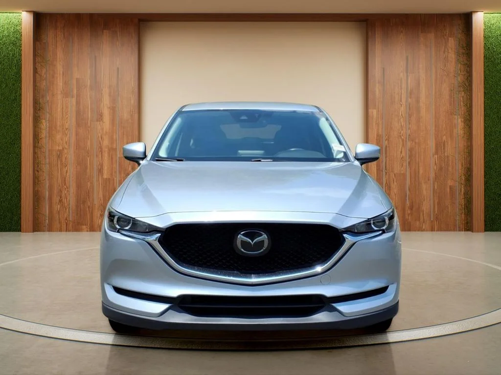 Used 2018 Silver Mazda Touring image 2