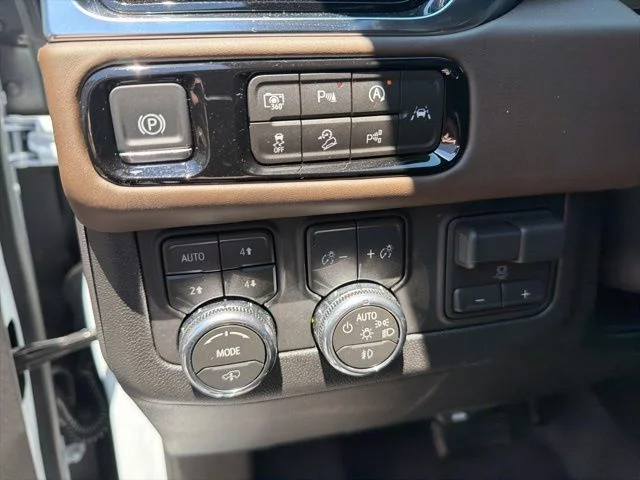 Used 2026 Glacier White GMC Denali Ultimate image 14