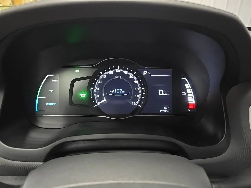 Used 2019 Intense Blue Hyundai Limited image 23