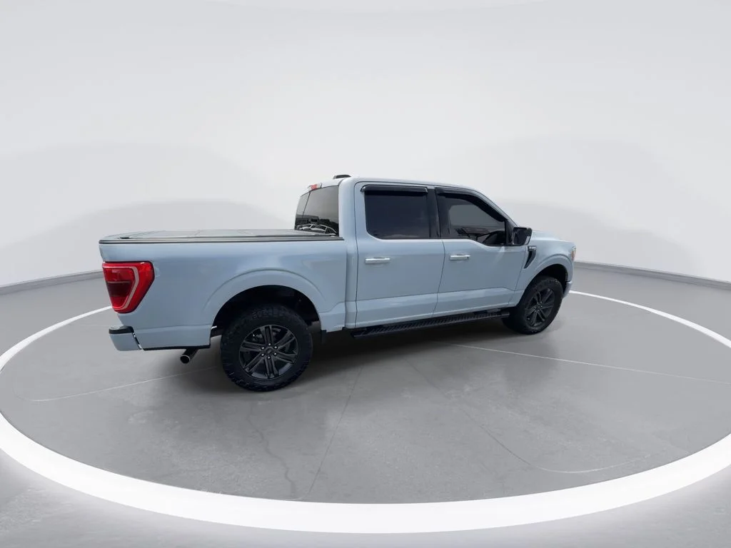 Used 2022 White Ford XLT image 2