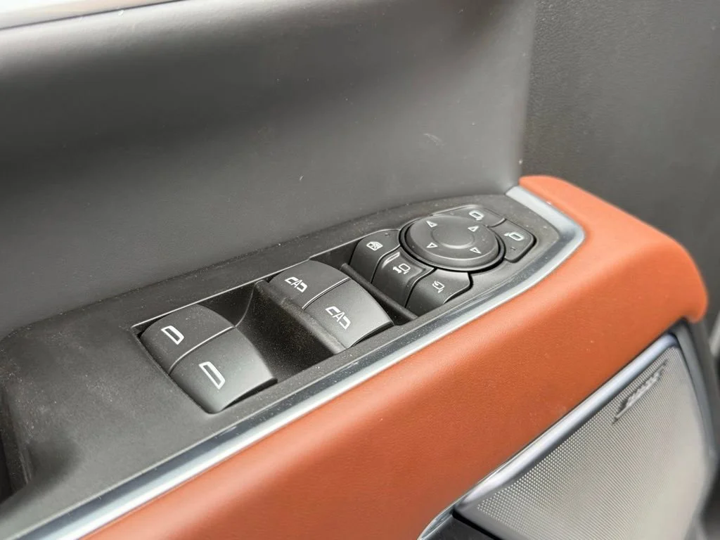 New 2026 Sterling Metallic GMC Denali Ultimate image 33