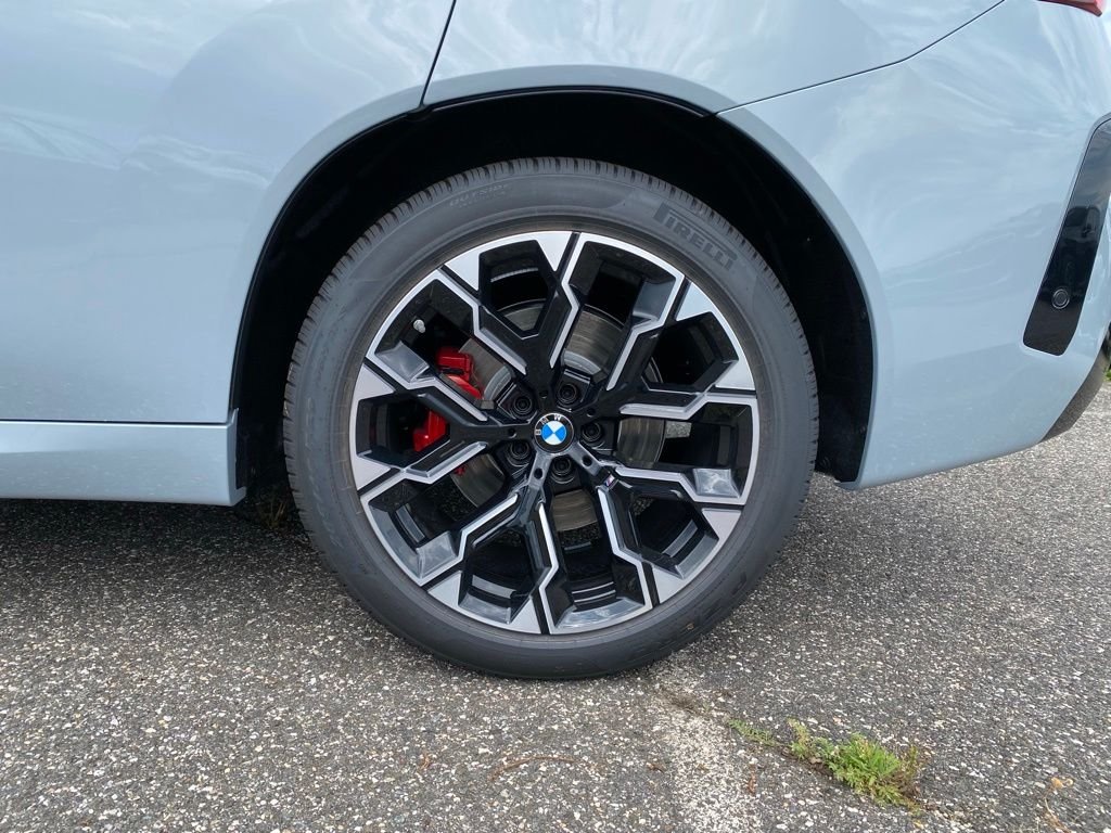 New 2026 Brooklyn Grey Metallic BMW M50 xDrive image 6