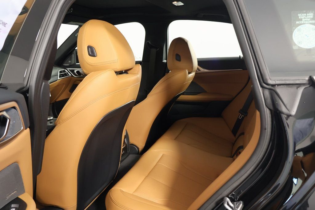 New 2026 Black Sapphire Metallic BMW eDrive40 image 6