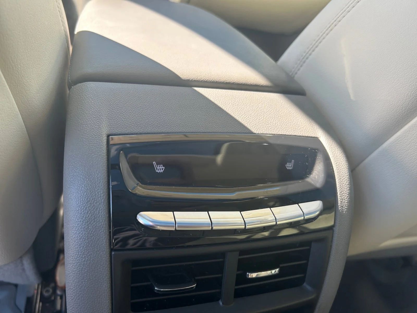 Used 2020 SILVER Cadillac PREMIUM LUXURY AWD image 20