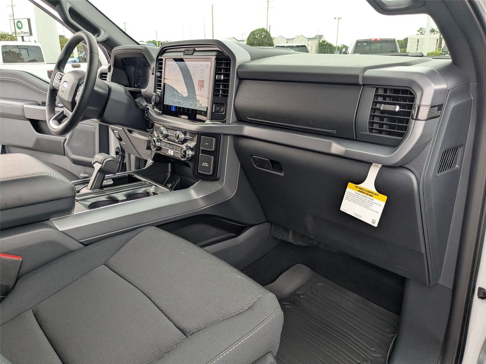 New 2026 Oxford White Ford XLT image 34