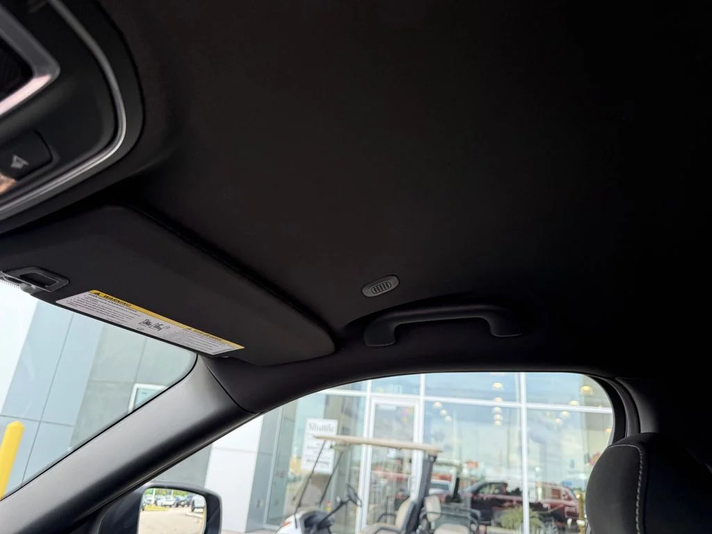 New 2026 Velvet Red Pearlcoat Jeep Laredo image 21