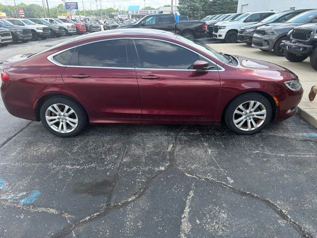 Used 2015 Red Chrysler Limited image 9