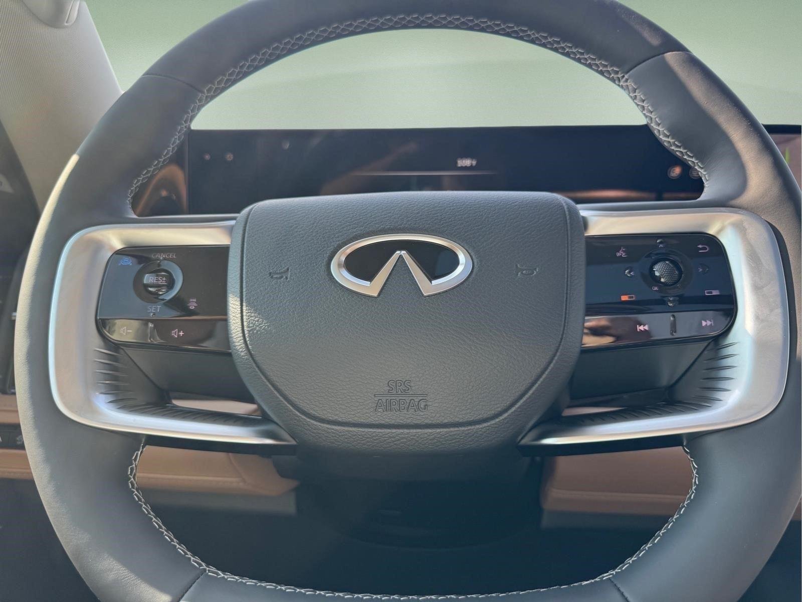 New 2027 RADIANT WHITE INFINITI Luxe 2WD image 24
