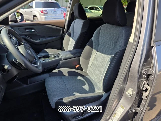 Used 2023 Gray Nissan SV image 9