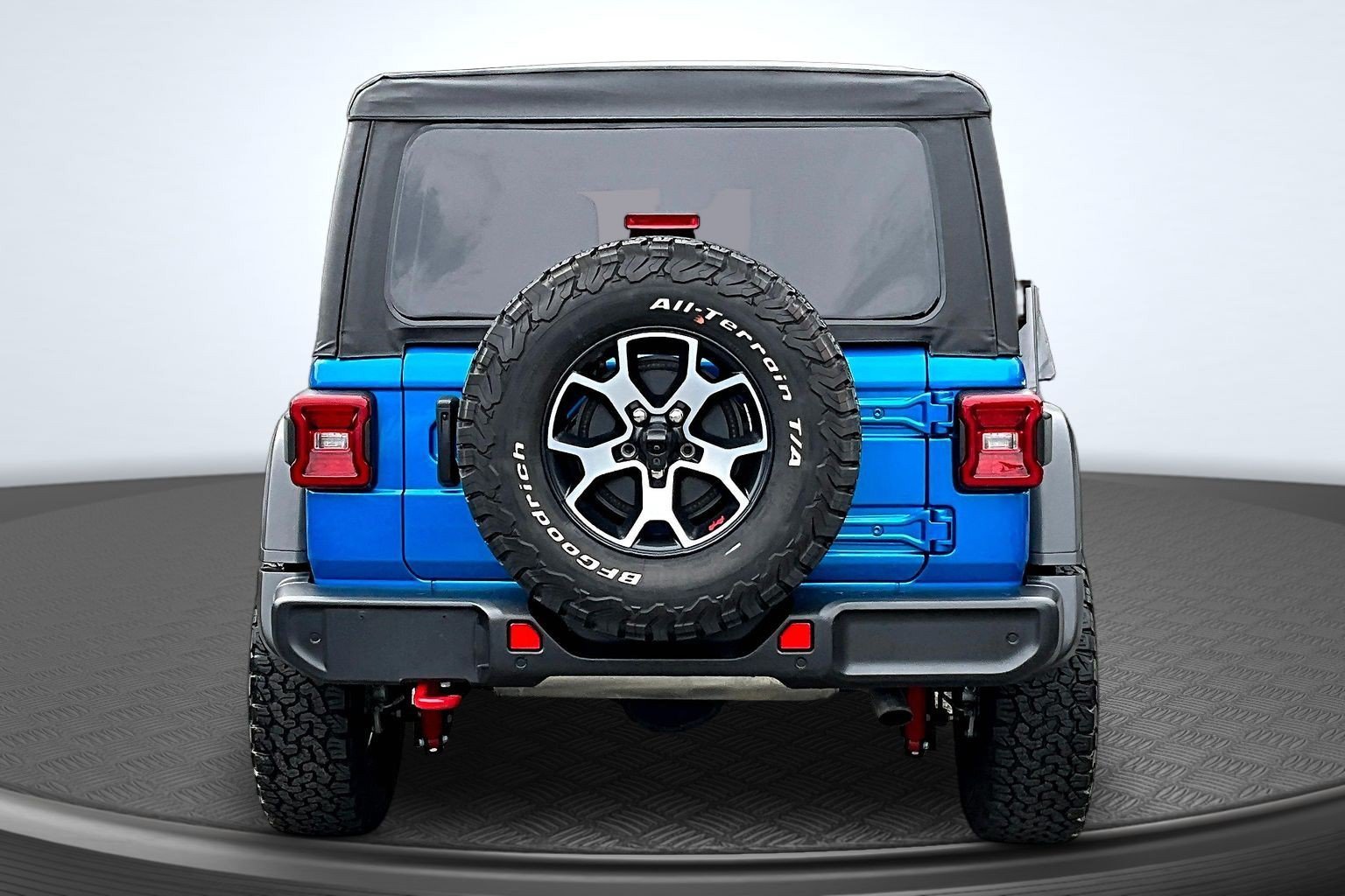 Used 2023 Blue Jeep Rubicon image 4
