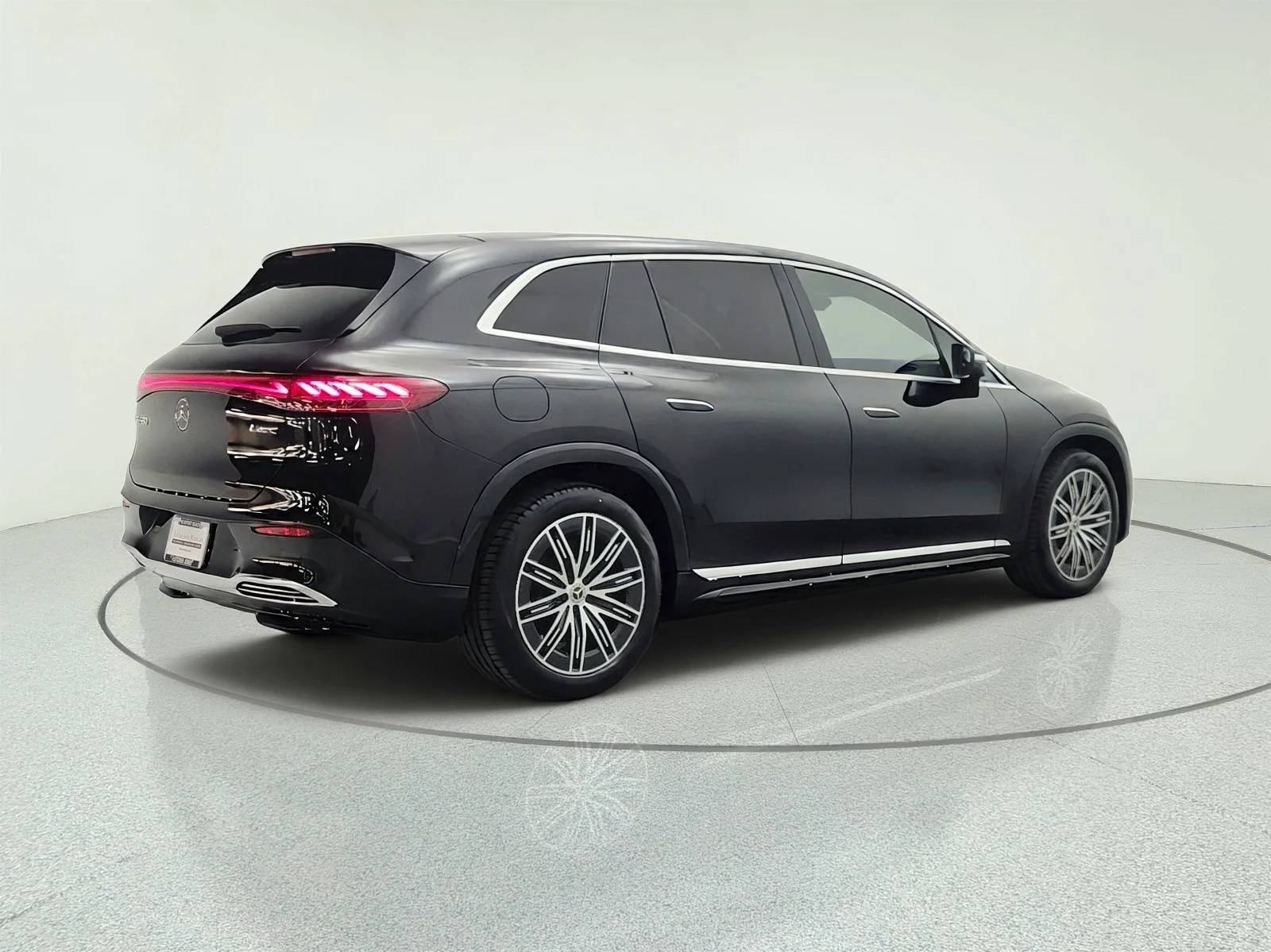 Certified Used 2023 Black Mercedes-Benz EQS 580 4MATIC® SUV image 5