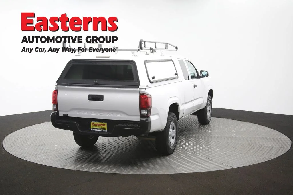Used 2019 White Toyota SR image 38