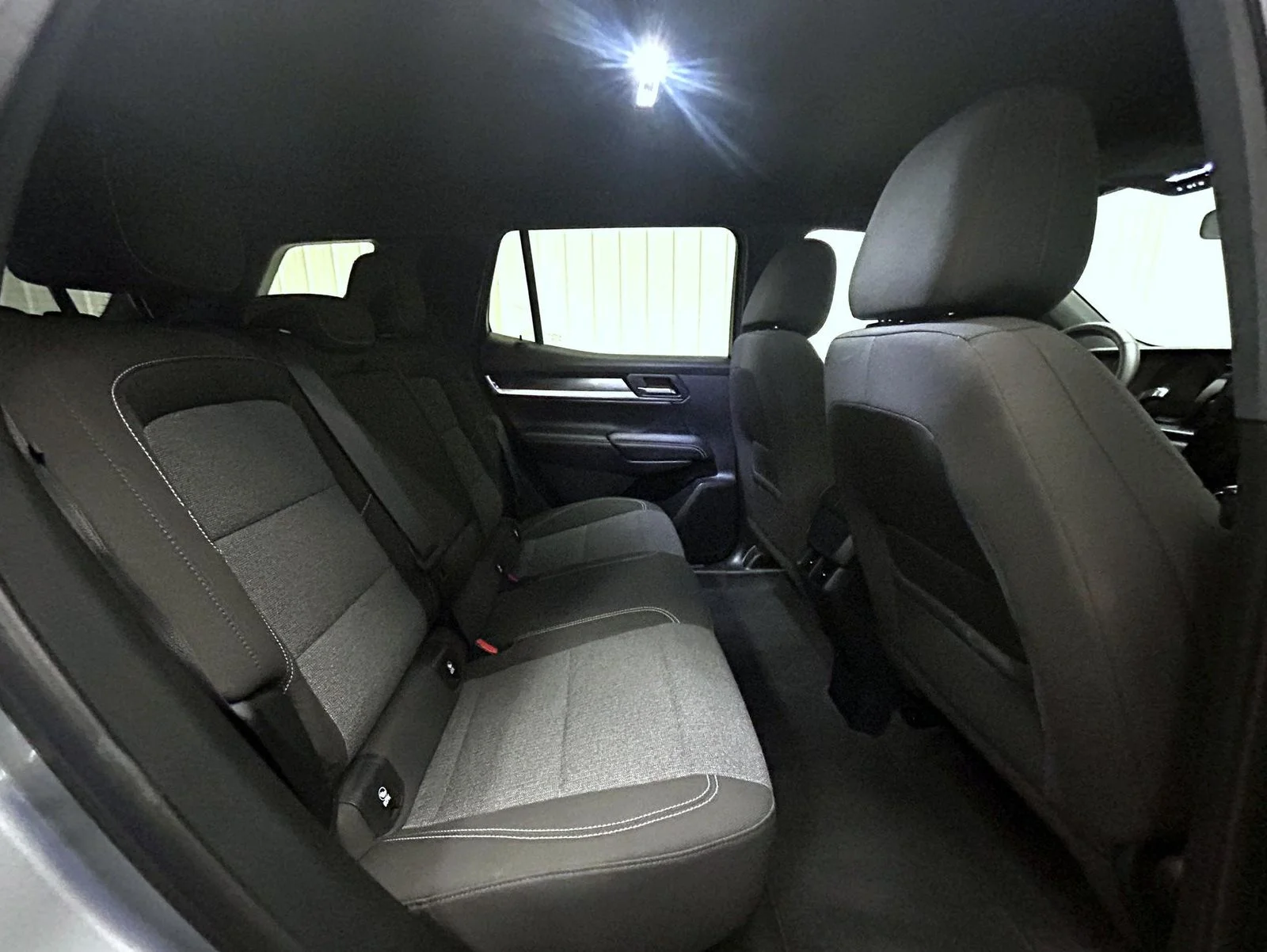 Used 2026 Silver GMC Elevation image 18