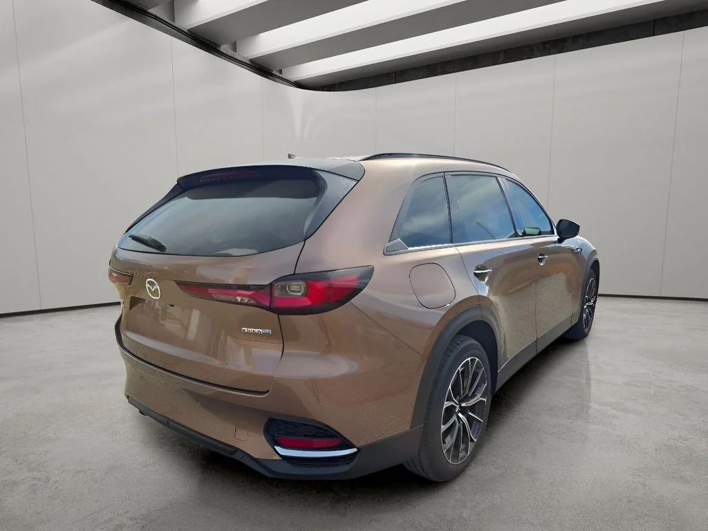 Used 2025 Melting Copper Metallic Mazda Premium Plus Package image 5