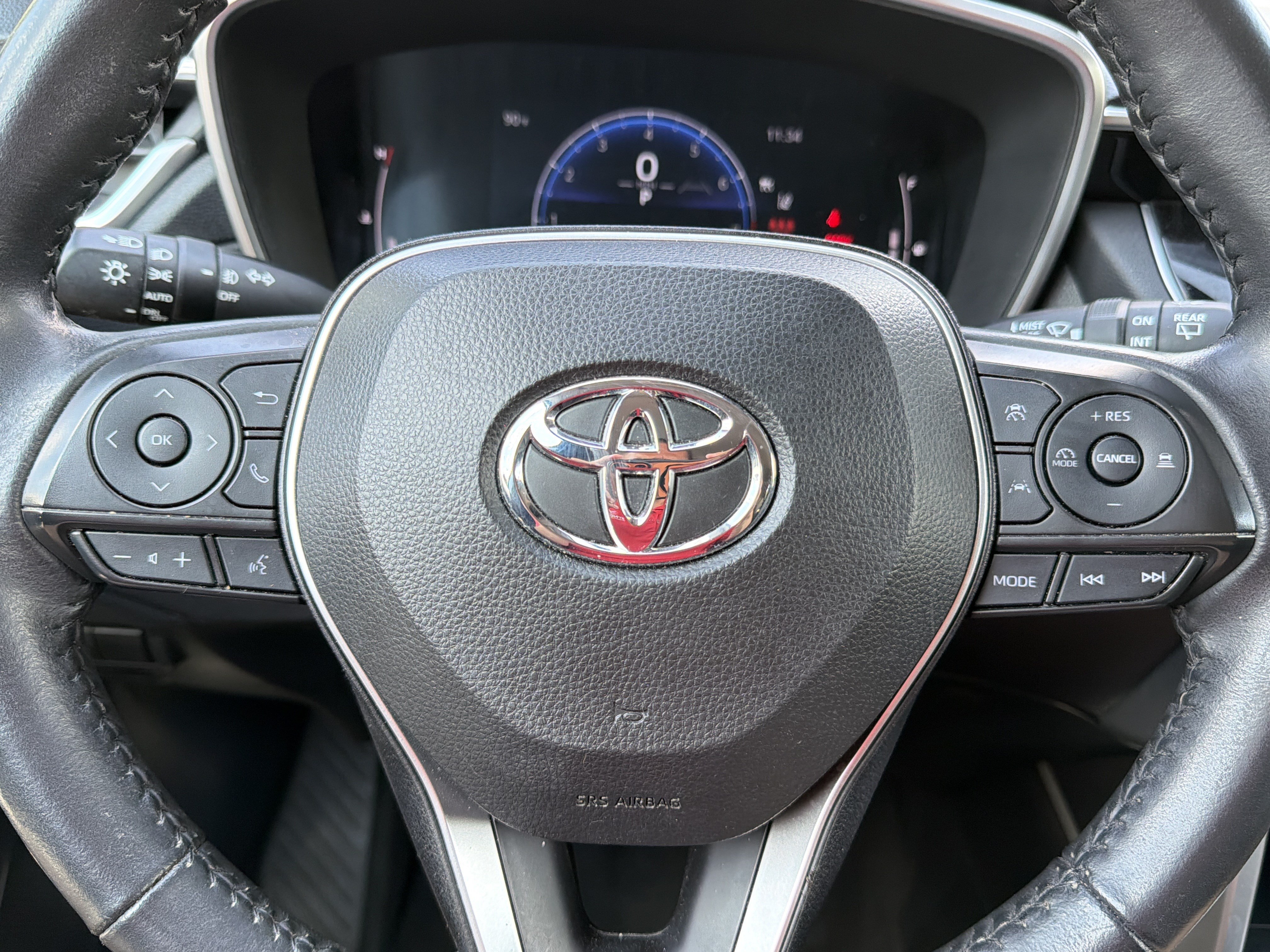 Used 2023 Silver Toyota XLE image 12