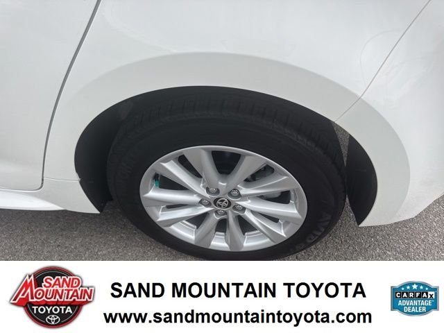 2024 Toyota Corolla Hatchback SE - Photo 12