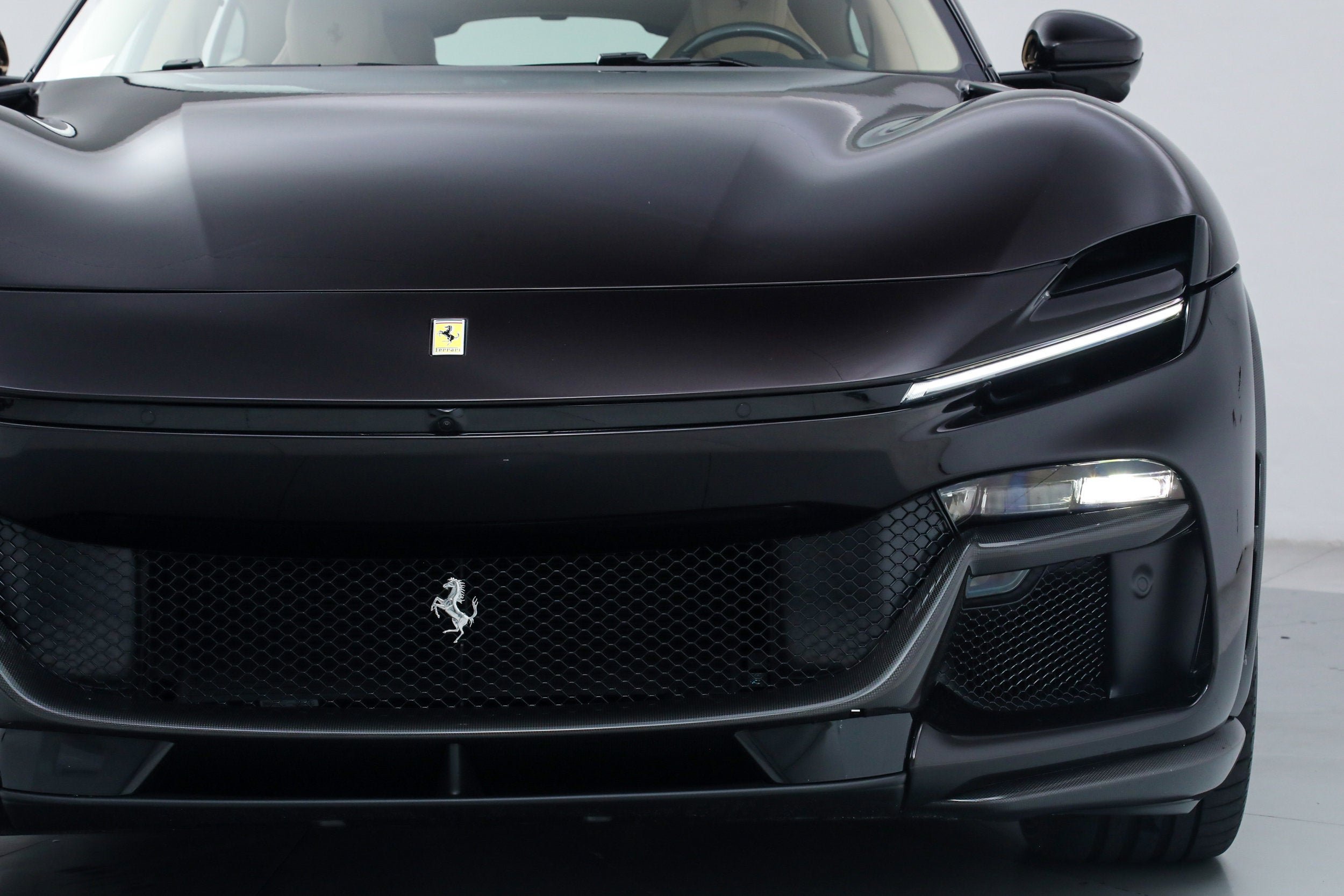 Certified Used 2025 Nero Purosangue Ferrari  image 14