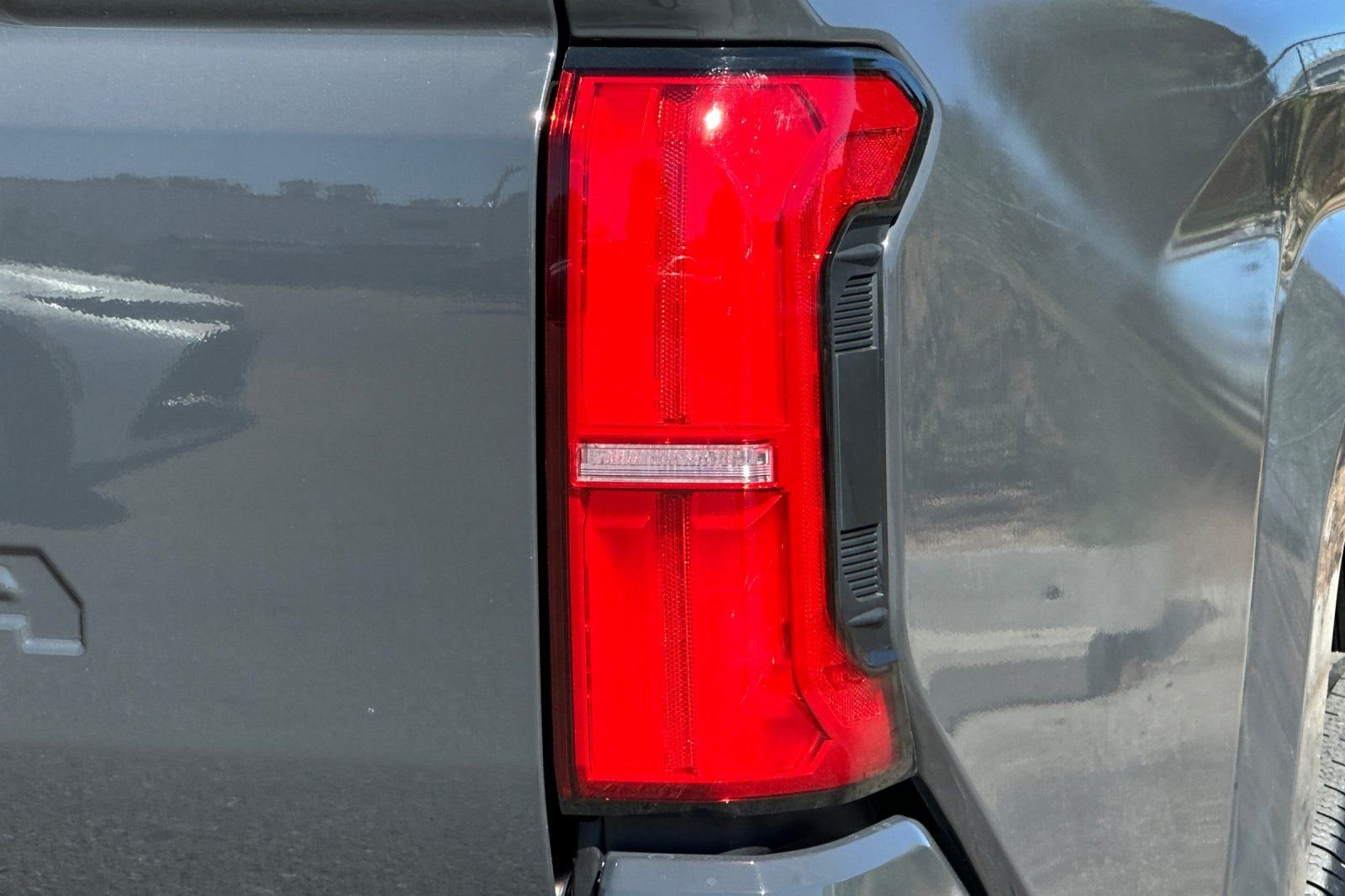 Used 2025  Toyota SR5 image 26