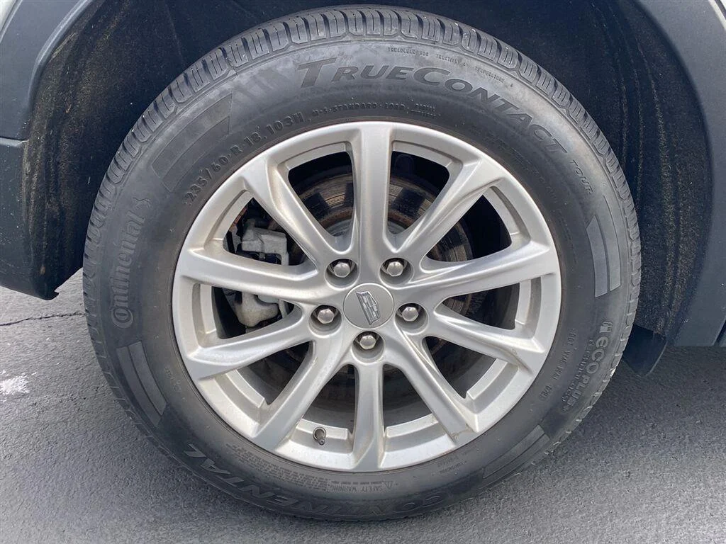 Used 2019 Radiant Silver Metallic Cadillac AWD Luxury image 13