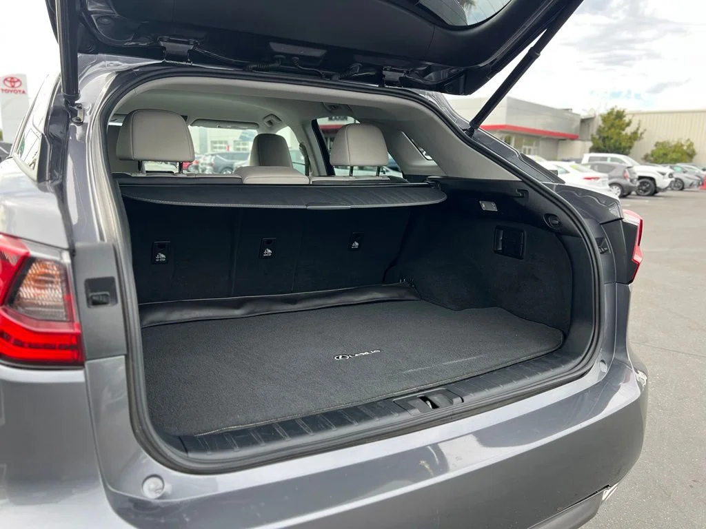 Used 2017 Gray Lexus 350 image 11
